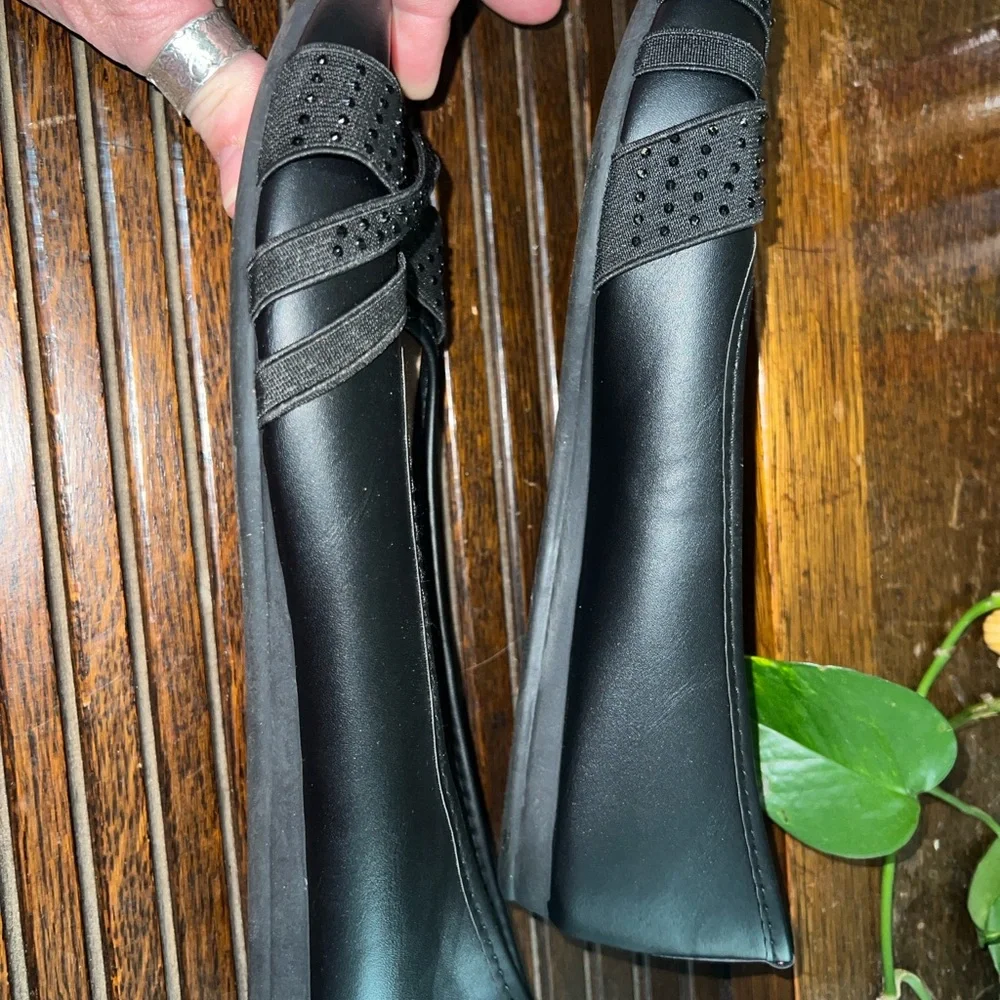 Harbourside Women's‎ Black Loafers with Studded Design 8